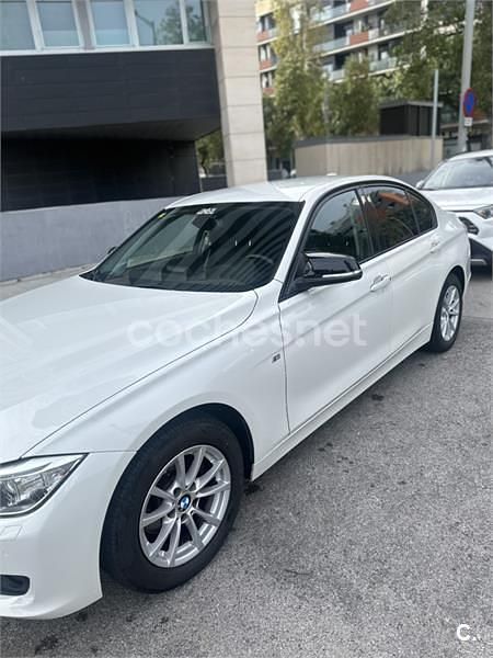 Usado BMW 318 143 CV (105 kW) 2015 Blanco Berlina