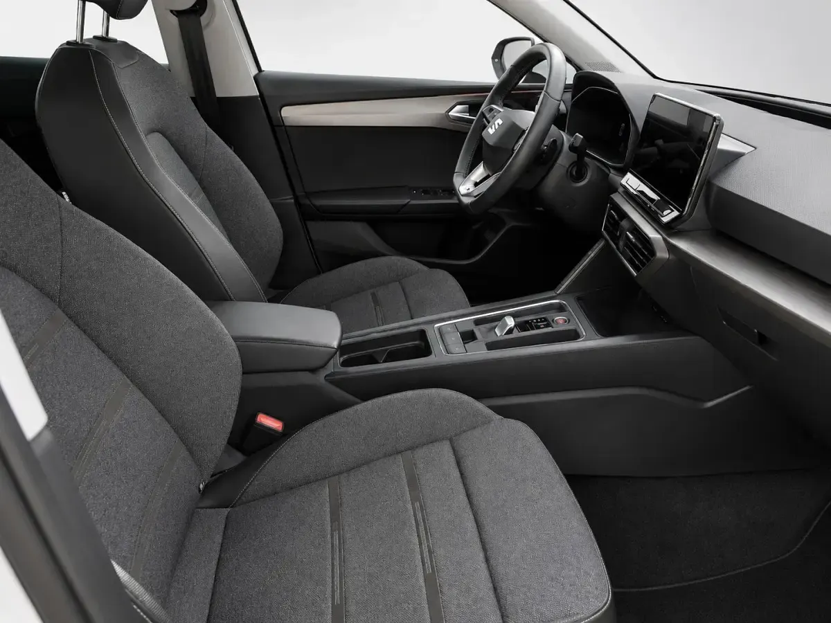 Usado Seat Leon XCELLENCE 204 CV (150 kW) 2021 Blanco Familiar