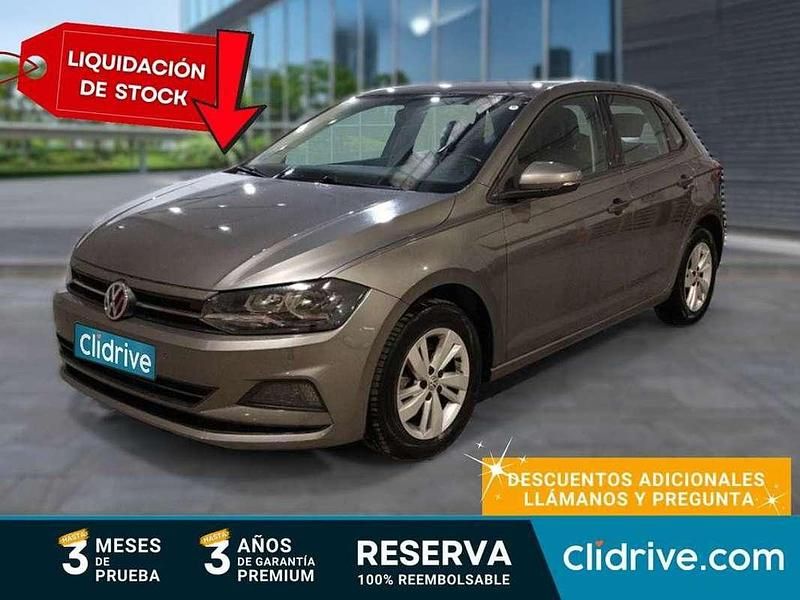 Usado VW Polo Advance 95 CV (69 kW) 2019 Gris Utilitario