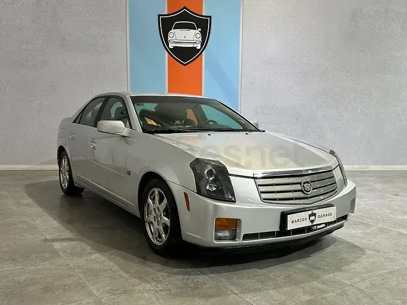 Usado Cadillac CTS 218 CV (160 kW) 2003 Gris / plata Berlina