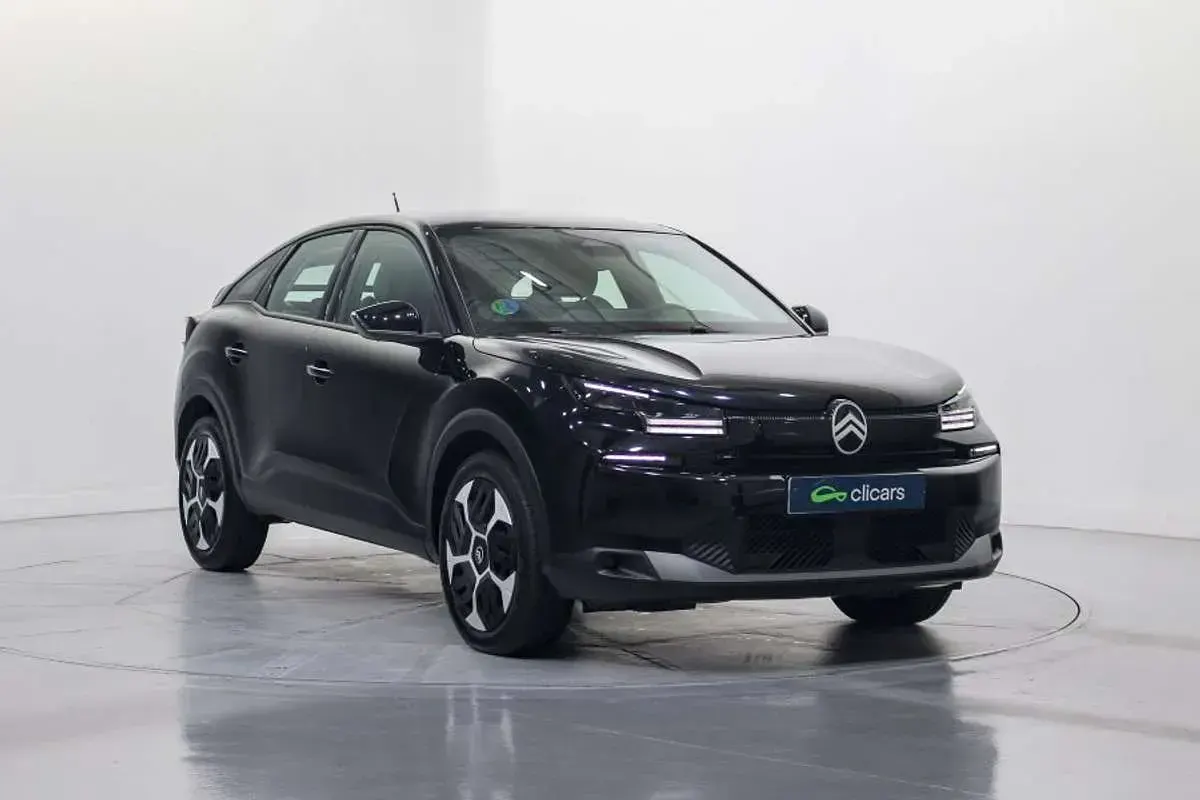 Usado Citroën C4 136 HP (100 kW) 2025 Preto SUV