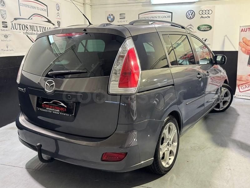 Usado Mazda 5 Style 143 CV (105 kW) 2010 Beige Monovolumen
