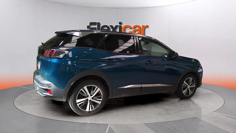 Usado Peugeot 3008 Allure 131 CV (96 kW) 2021 Verde SUV