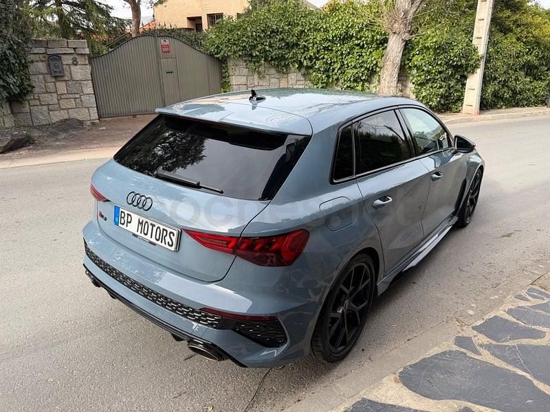 Usado Audi RS3 400 CV (294 kW) 2022 Azul Berlina