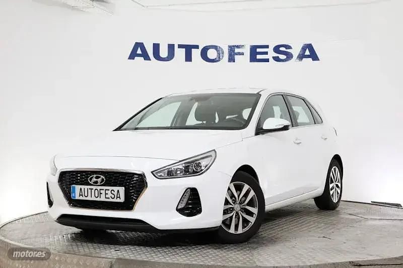 Blanco Usado 2018 Hyundai i30 Berlina | 14.650 € (Super precio) - Imagen 1/4