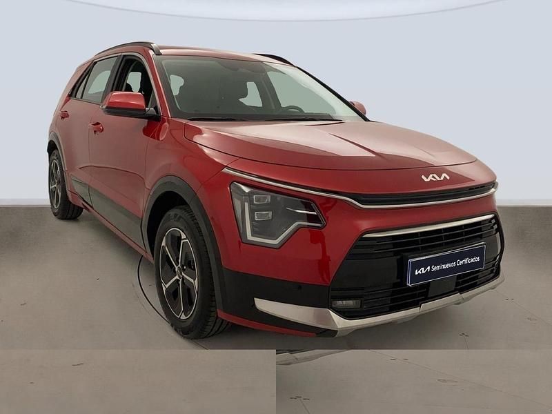 Usado Kia Niro 129 CV (94 kW) 2025 Blanco SUV