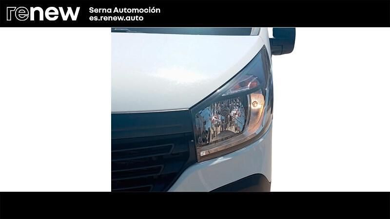 Usado Renault Trafic 120 CV (88 kW) 2018 Blanco Monovolumen