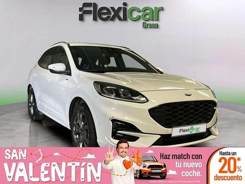 Usado Ford Kuga ST-Line 224 CV (164 kW) 2023 Blanco SUV