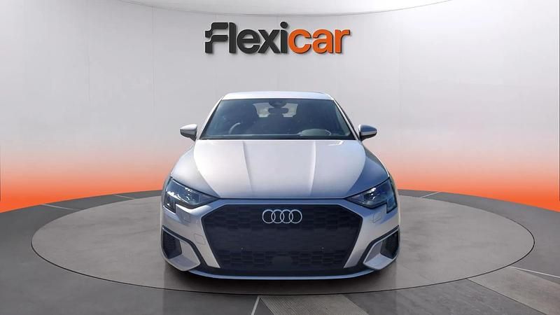 Usado Audi A3 Premium 110 CV (80 kW) 2023 Gris Berlina