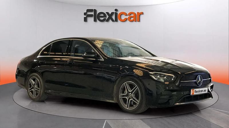Usado Mercedes E220 194 CV (142 kW) 2021 Negro Berlina