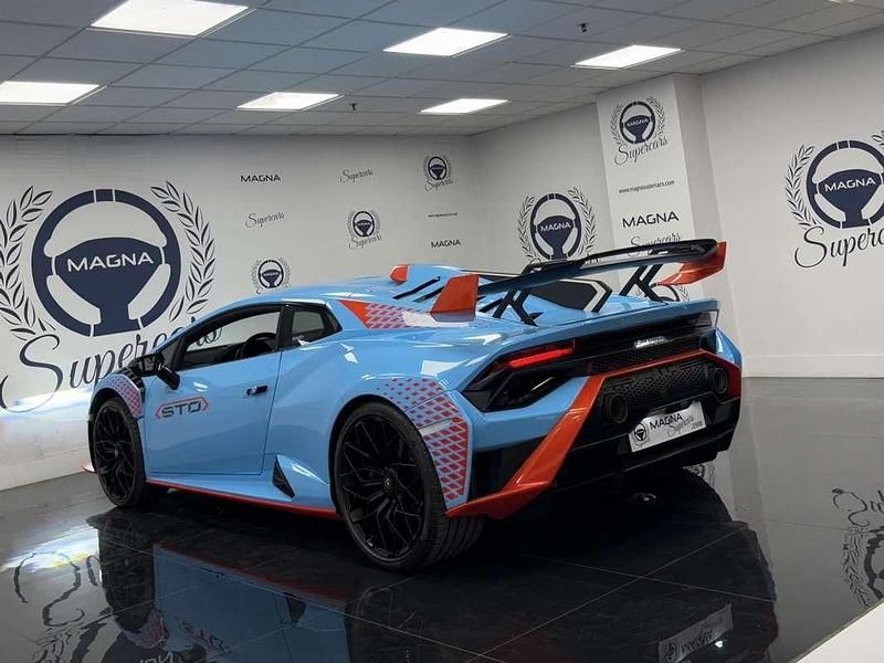 Usado Lamborghini Huracán 639 CV (469 kW) 2021 Azul Coupe