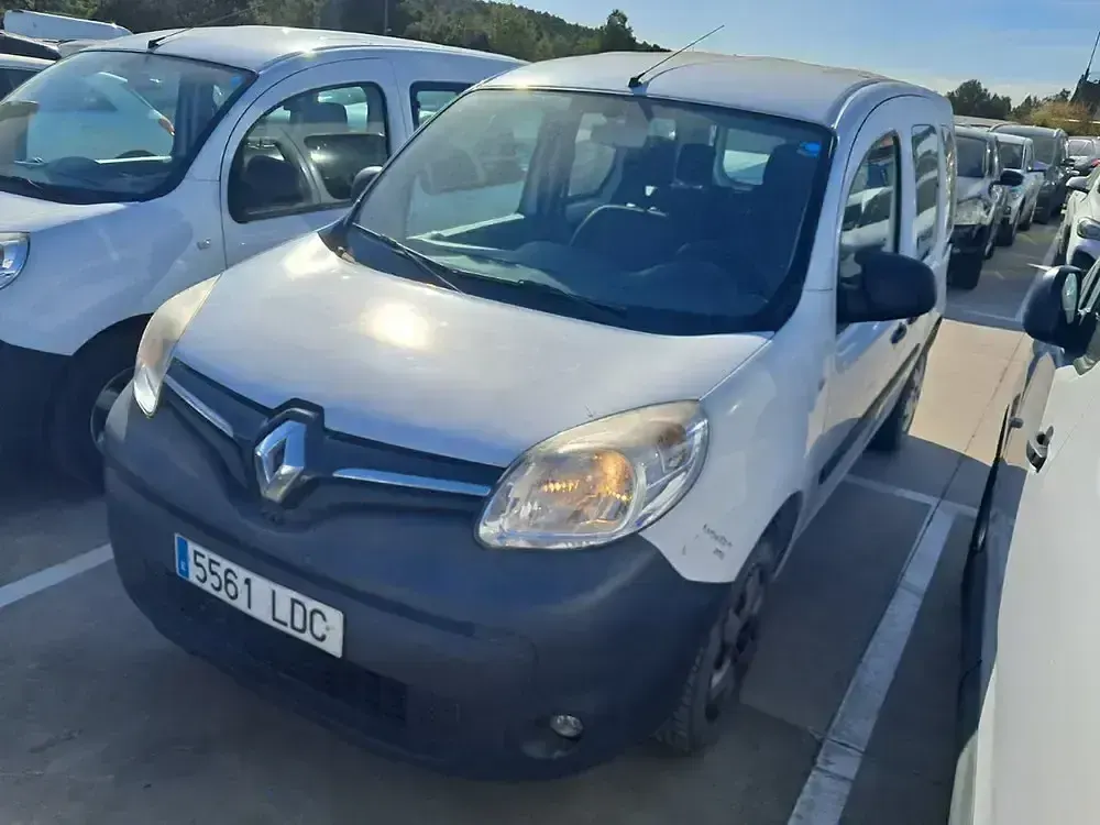 Usado Renault Kangoo 90 CV (66 kW) 2019 Blanco Monovolumen