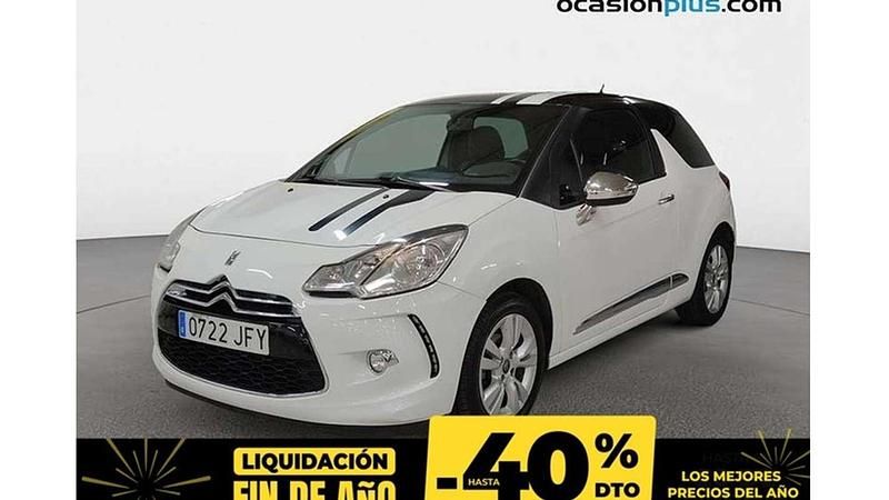 Blanco Usado 2015 Citroën DS3 PureTech Utilitario | 9815 € (Un poco caro) - Imagen 1/4