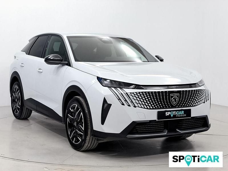 Usado Peugeot 3008 Allure 136 CV (100 kW) 2025 Blanco SUV
