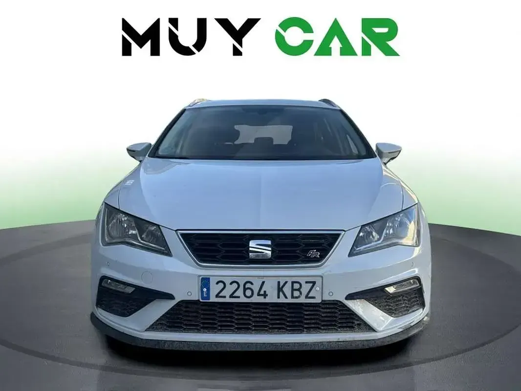 Usado Seat Leon ST FR 150 CV (110 kW) 2017 Blanco Familiar