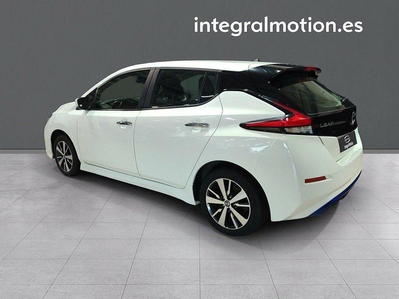 Usado Nissan Leaf Acenta 109 kW (149 CV) 2020 Blanco Utilitario