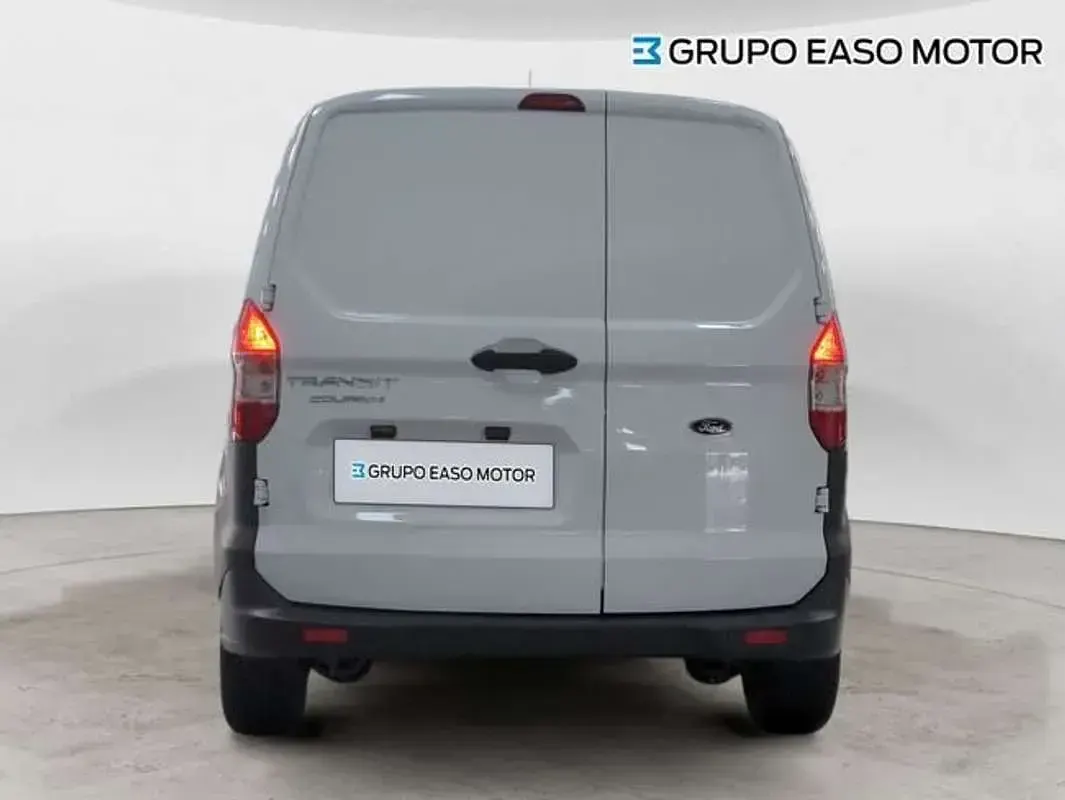 Usado Ford Transit Courier Trend 101 CV (74 kW) 2022 Blanco Van
