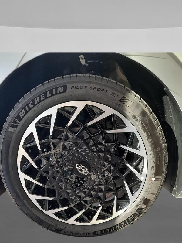 Usado Hyundai Ioniq 5 168 kW (229 CV) 2023 Bronce gravity SUV