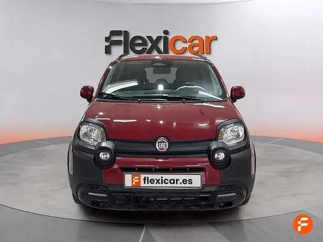 Usado Fiat Panda 70 HP (51 kW) 2024 Vermelho Citadino