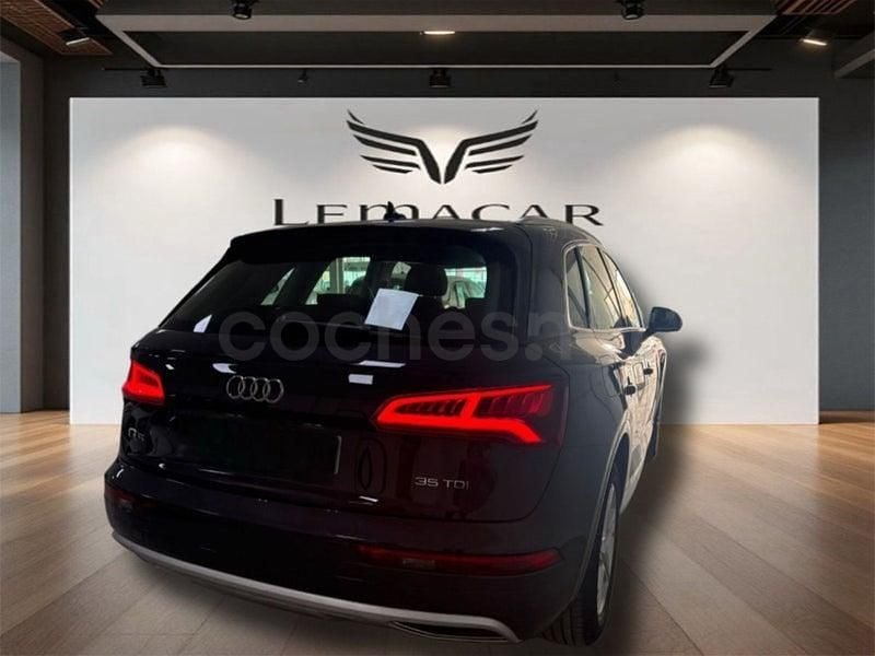 Käytetty Audi Q5 163 HP (119 kW) 2020 Musta Katumaasturi