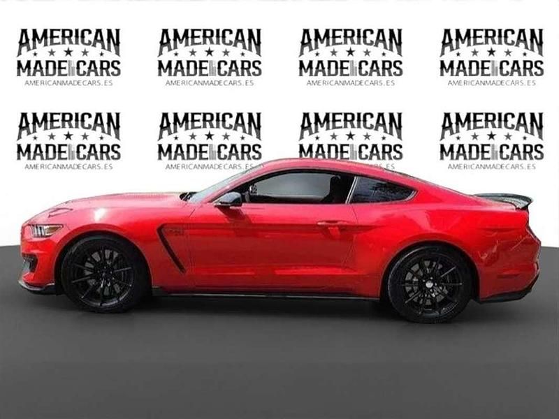 Usado Ford Mustang 540 CV (397 kW) 2018 Rojo Coupe