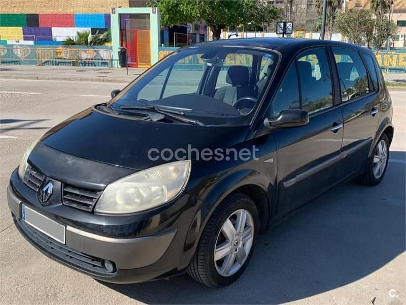 Usado Renault Scénic II Privilege 115 CV (84 kW) 2006 Negro Monovolumen