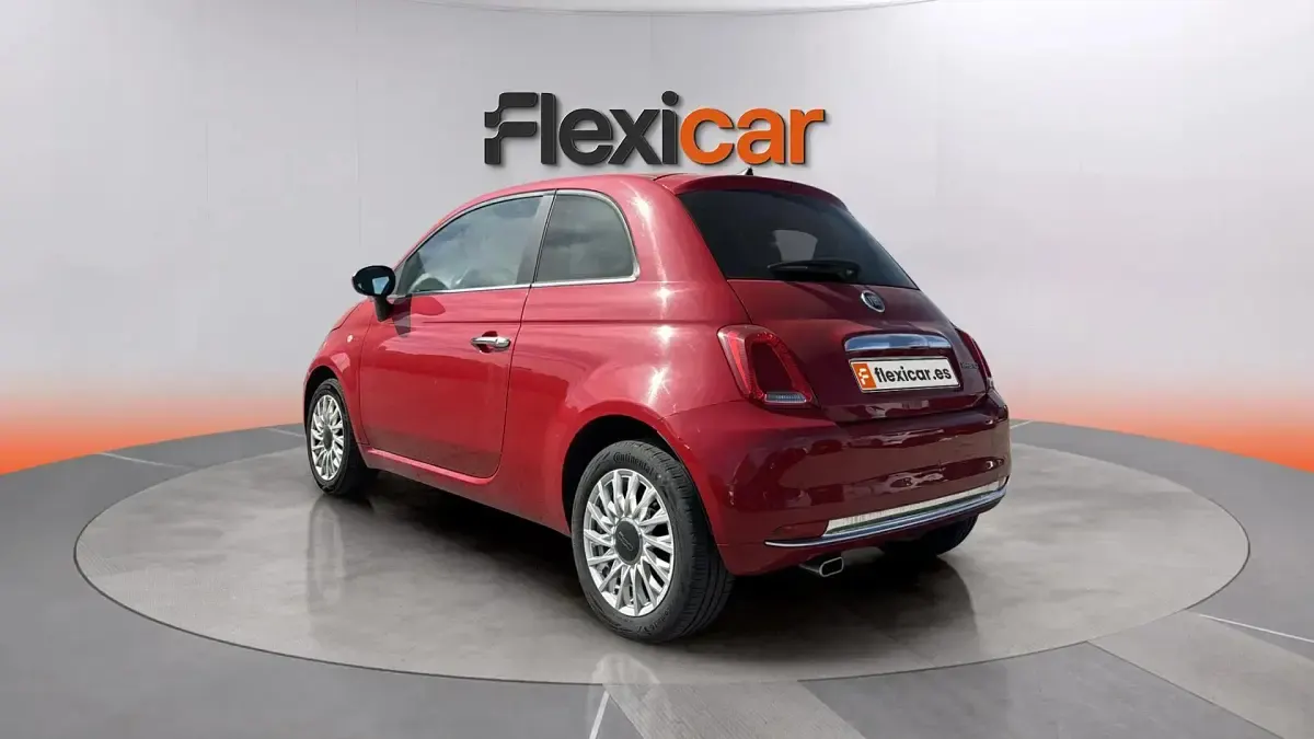 Usado Fiat 500 71 CV (52 kW) 2023 Rojo Berlina