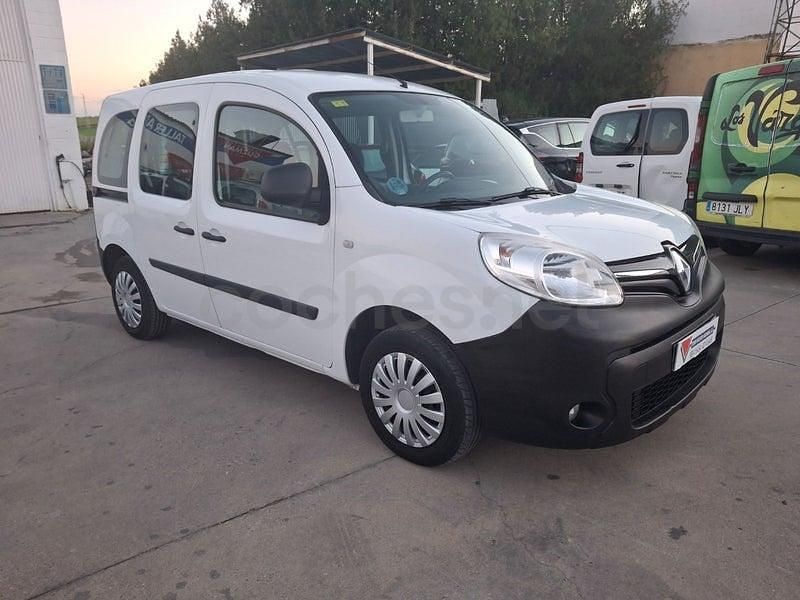 Usado Renault Kangoo Zen 95 CV (69 kW) 2020 Blanco Monovolumen