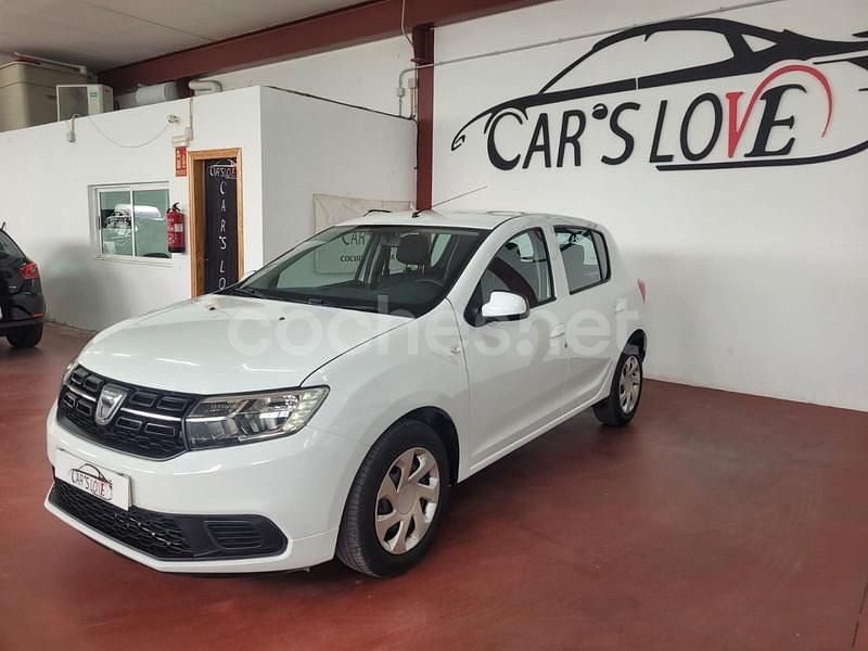 Blanco Usado 2017 Dacia Sandero Lauréate Berlina | 7690 € (Precio justo) - Imagen 1/4