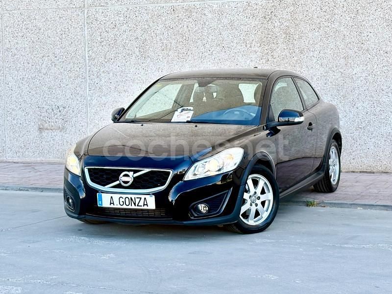 Negro Usado 2010 Volvo C30 Drive Kinetic Utilitario | 5995 € (Buen precio) - Imagen 1/4