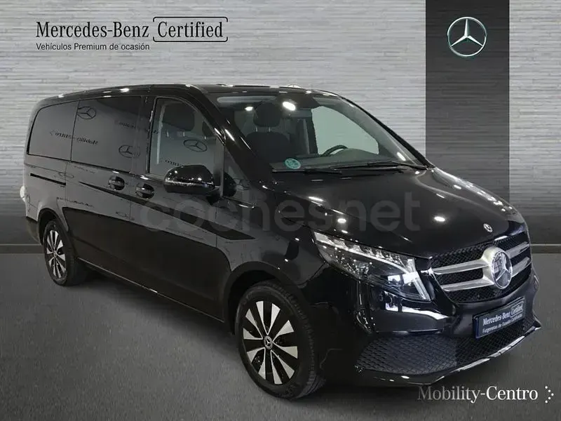Usado Mercedes V250 Avantgarde 190 CV (139 kW) 2023 Negro Monovolumen