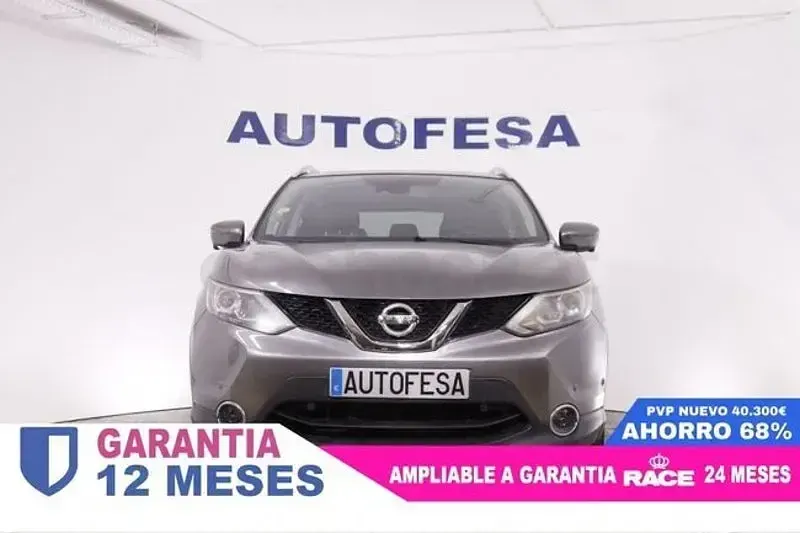 Usado Nissan Qashqai N-Connecta 131 CV (96 kW) 2016 Gris / plata SUV