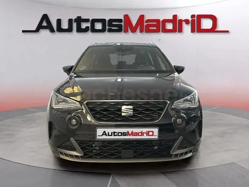Usado Seat Arona FR 115 CV (84 kW) 2024 Negro SUV