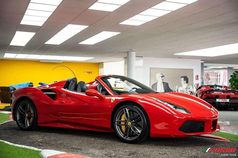 Usado Ferrari 488 670 CV (492 kW) 2016 Rojo Descapotable