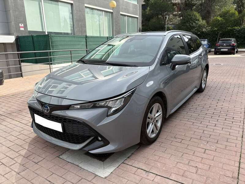 Blanco Usado 2020 Toyota Corolla Active Utilitario | 17.500 € (Precio justo) - Imagen 1/4