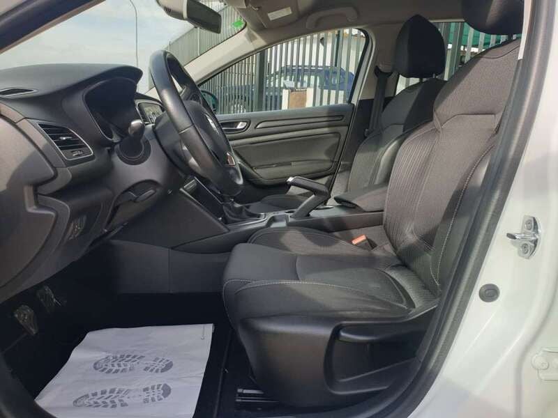 Usado Renault Mégane IV Business 116 CV (85 kW) 2019 Blanco Utilitario