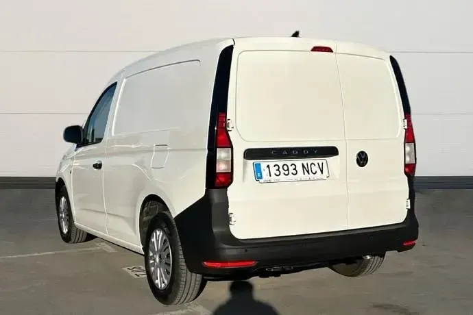 Usado VW Caddy 102 CV (75 kW) 2025 Blanco Monovolumen