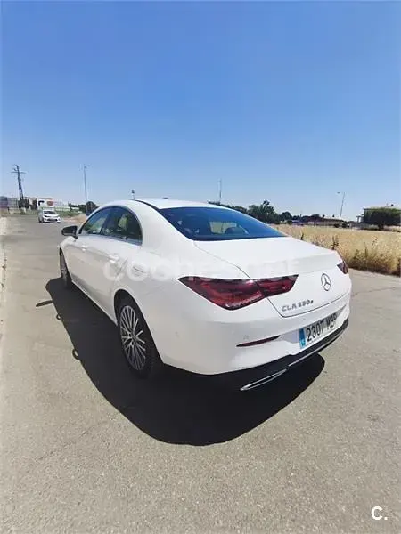 Usado Mercedes CLA250e 218 CV (160 kW) 2022 Blanco Coupe