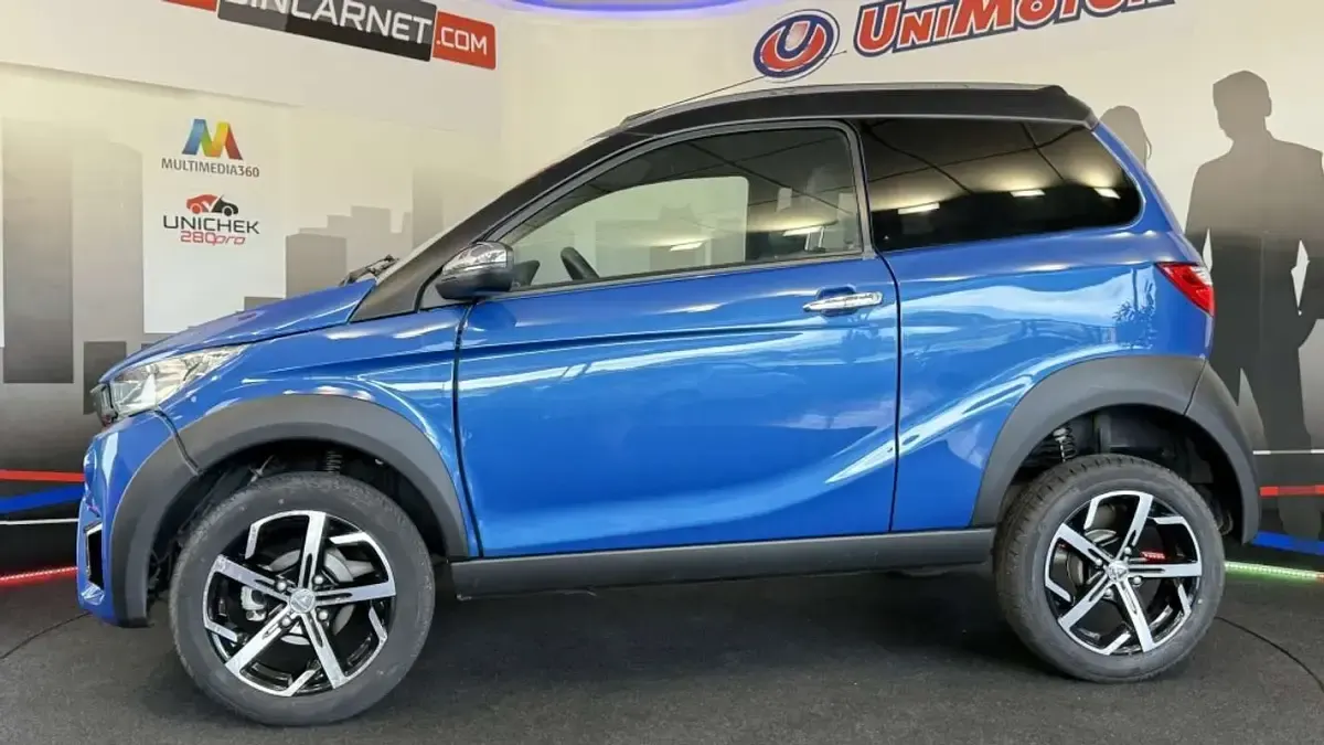 Usado Aixam Crossover Premium 11 CV (8 kW) 2020 Azul Utilitario