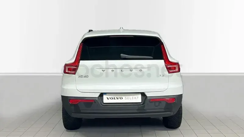 Usado Volvo XC40 156 CV (114 kW) 2018 Blanco SUV