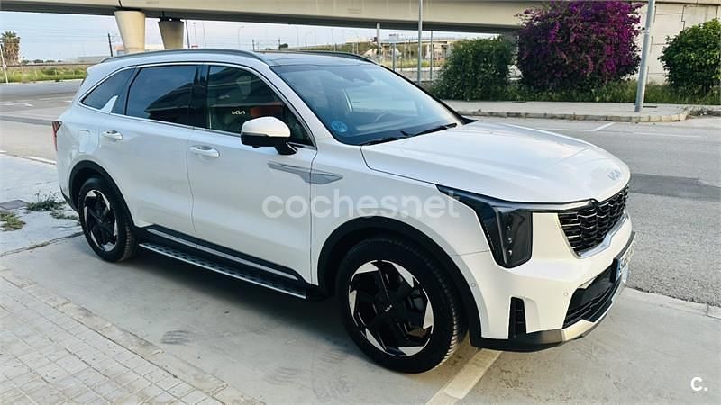 Usado Kia Sorento 252 CV (185 kW) 2024 Blanco SUV