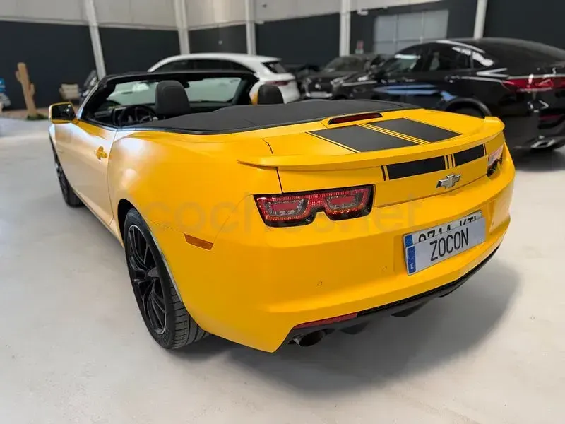 Usado Chevrolet Camaro 405 CV (297 kW) 2013 Amarillo Descapotable