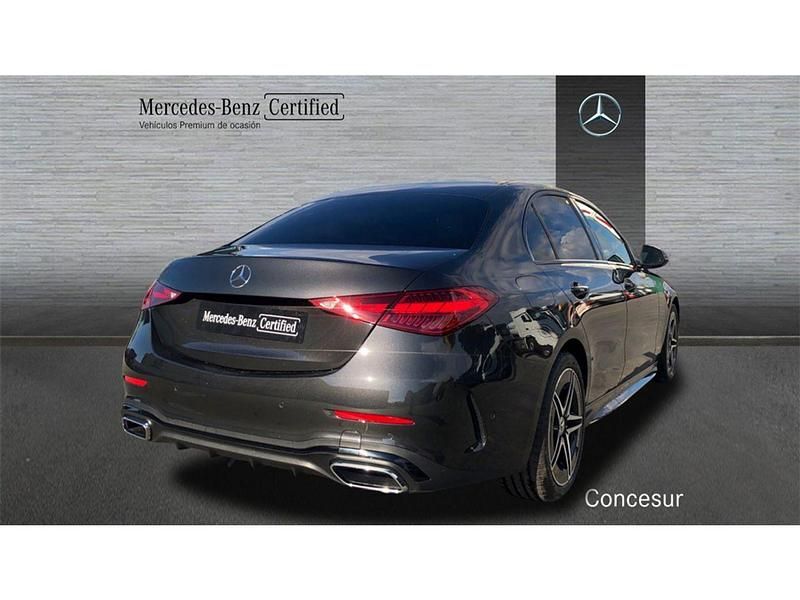 Usado Mercedes C200 AMG line 163 CV (119 kW) 2024 Gris Berlina