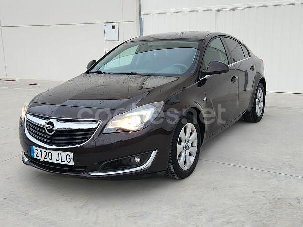 Marrón Usado 2016 Opel Insignia Selective Berlina | 6990 € (Buen precio) - Imagen 1/4