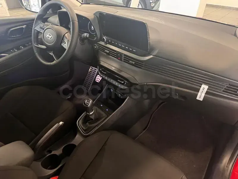 Nuevo Hyundai Bayon 100 CV (73 kW) 2026 Granate SUV