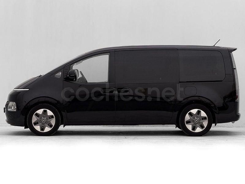 Usado Hyundai Staria 177 CV (130 kW) 2022 Negro Monovolumen