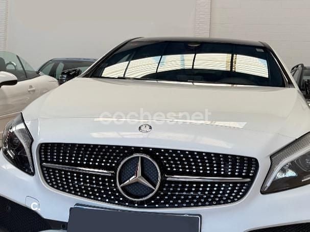 Usado Mercedes B200 136 CV (100 kW) 2016 Blanco Monovolumen