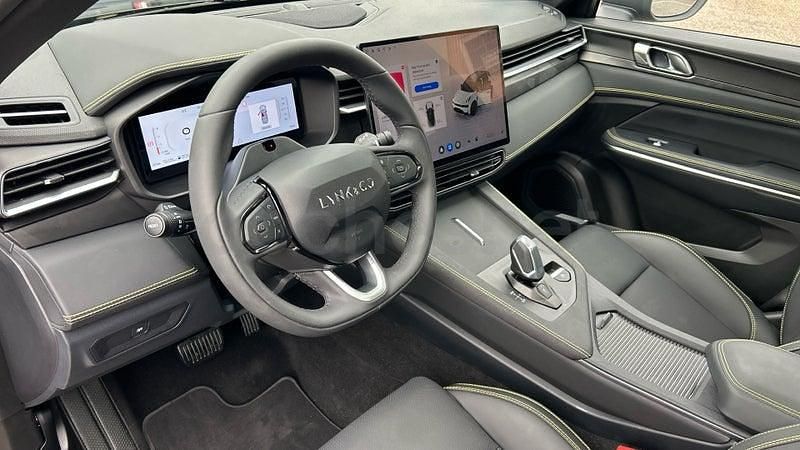 Usado Lynk & Co 01 276 CV (202 kW) 2025 Negro SUV