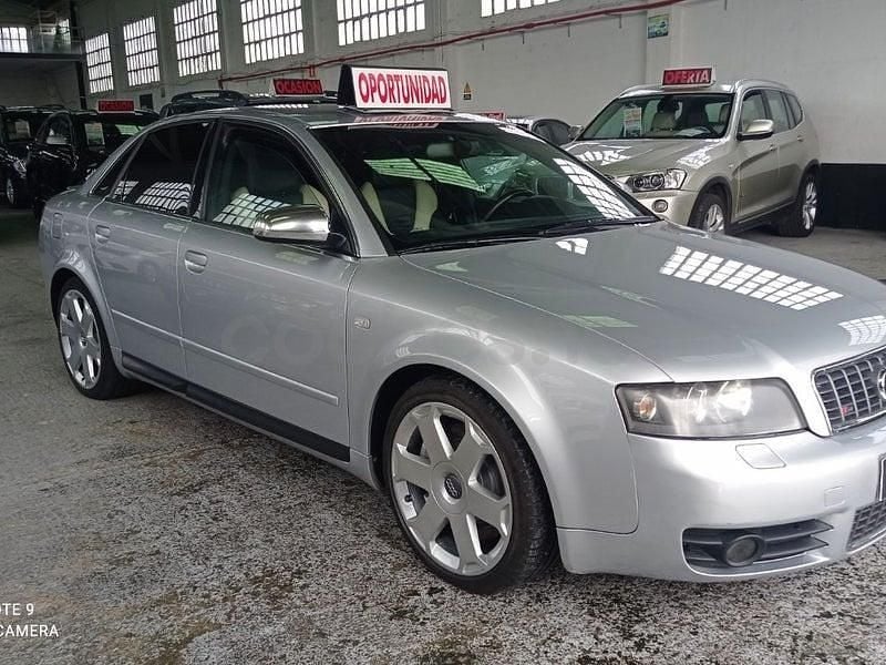 Usado Audi S4 Sport 344 CV (253 kW) 2003 Gris / plata Berlina