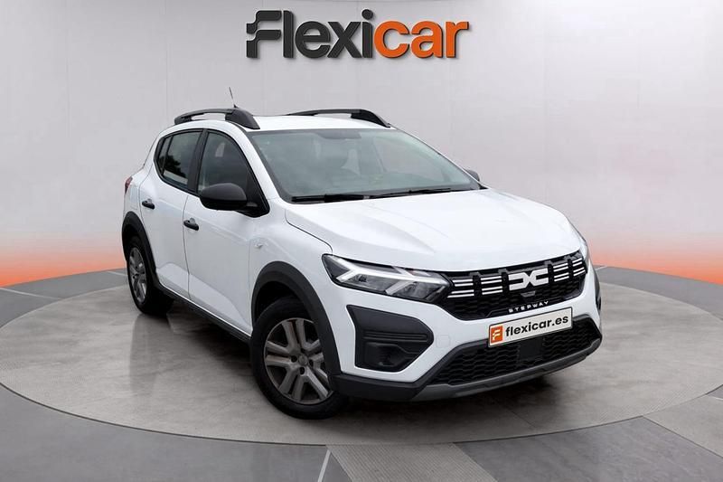 Blanco Usado 2023 Dacia Sandero Essentiel Utilitario | 12.990 € (Precio justo) - Imagen 1/4